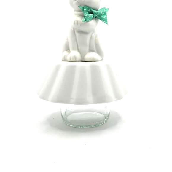 Altered Art White Kitty Cat with Green Bow using Repurposed Dishes and Jewelry - Picture 10 of 12